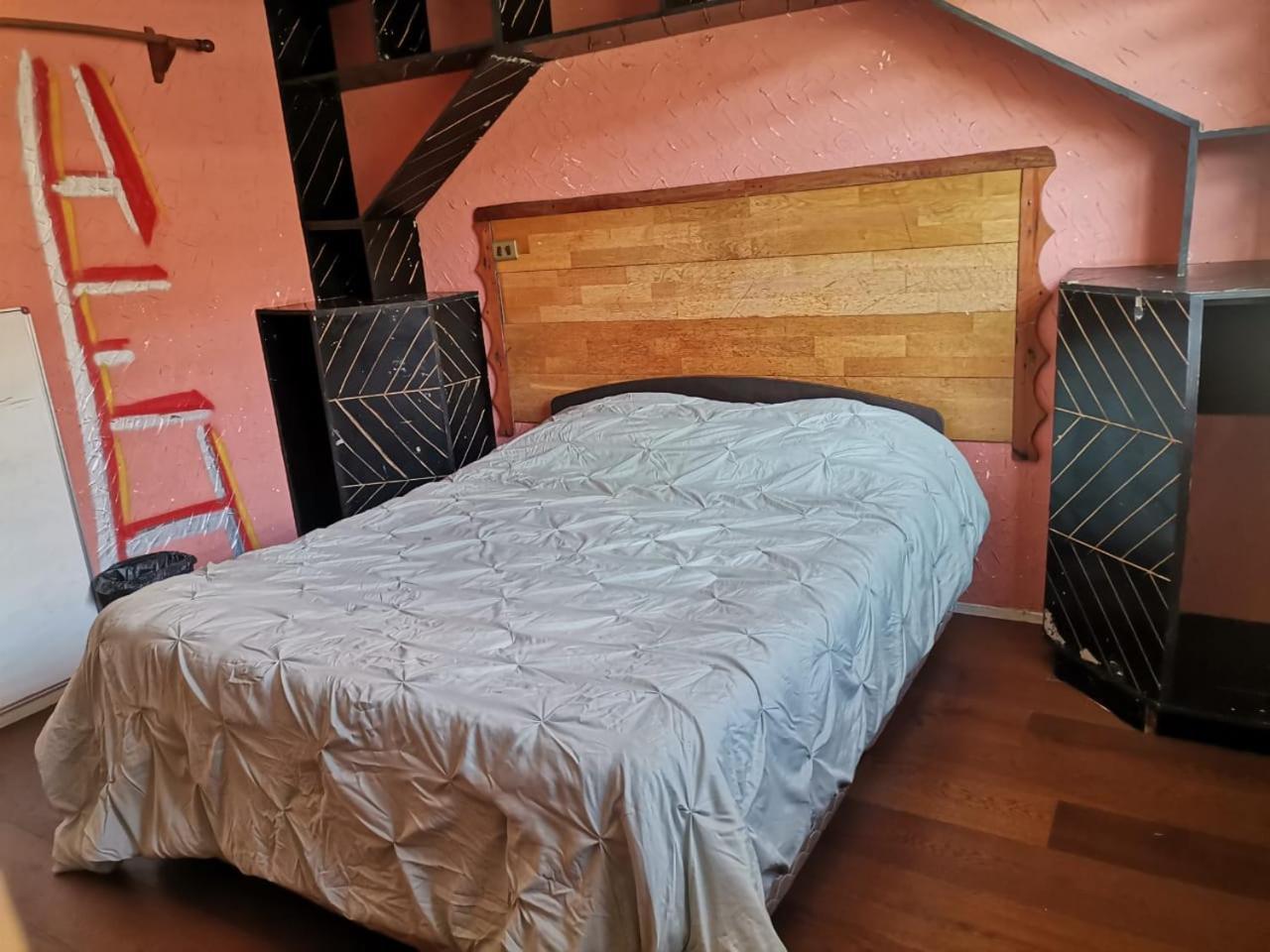 Hostel Enea Homes サンティアゴ エクステリア 写真