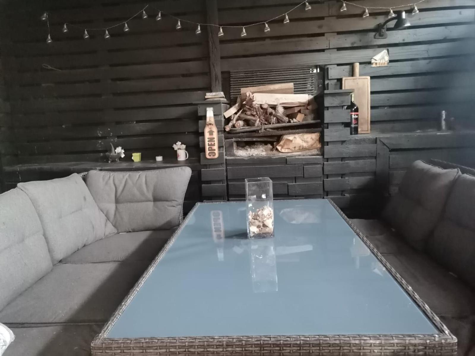 Hostel Enea Homes サンティアゴ エクステリア 写真